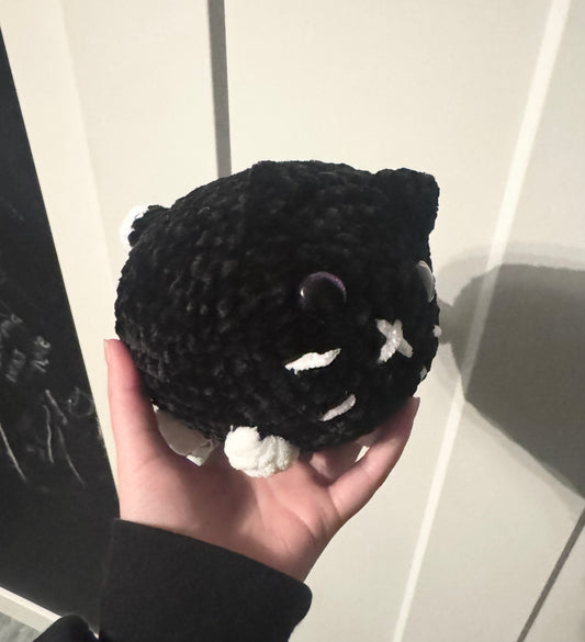 Black & White Crochet Cat