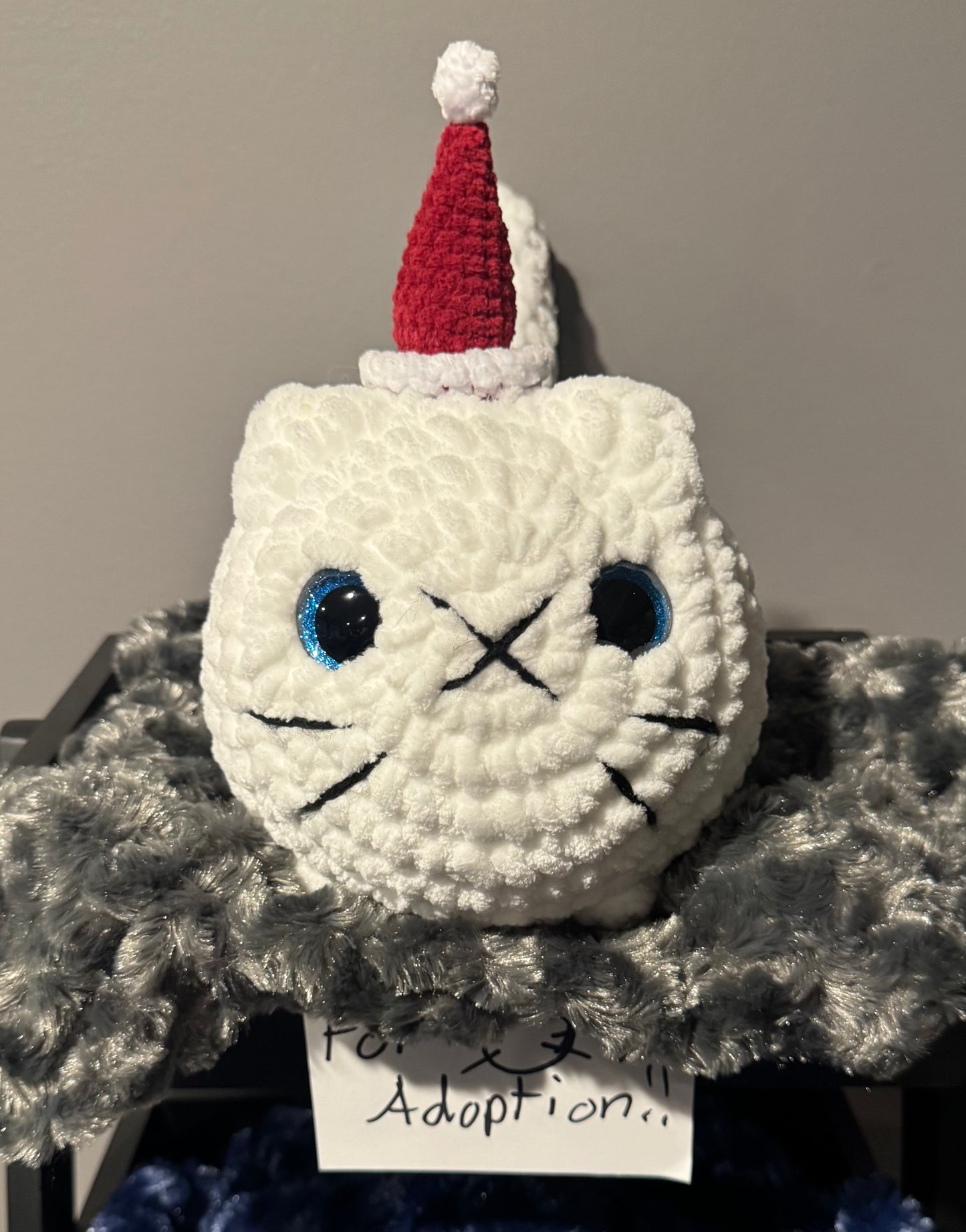 White Santa Hat Large Crochet Cat🎄