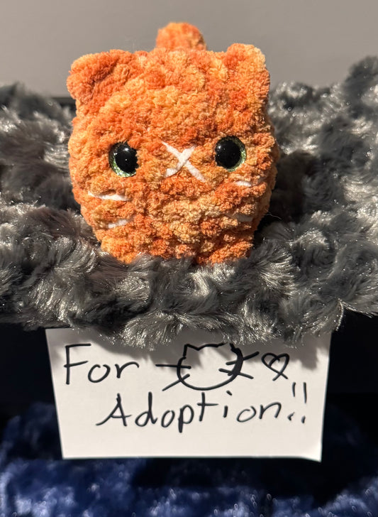 Orange Crochet Mini Cat🧡