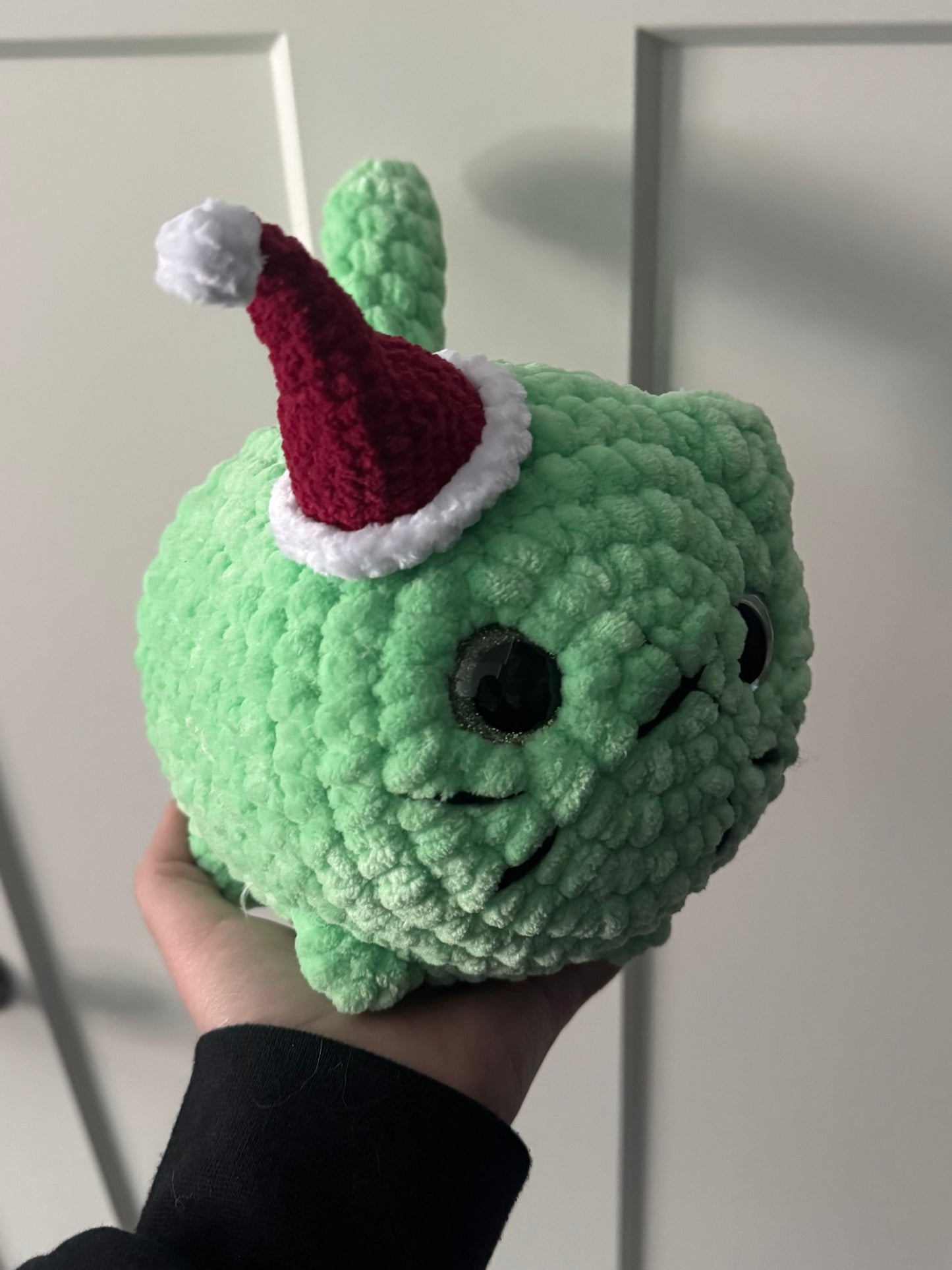 The Grinch Themed Large Crochet Cat🎄